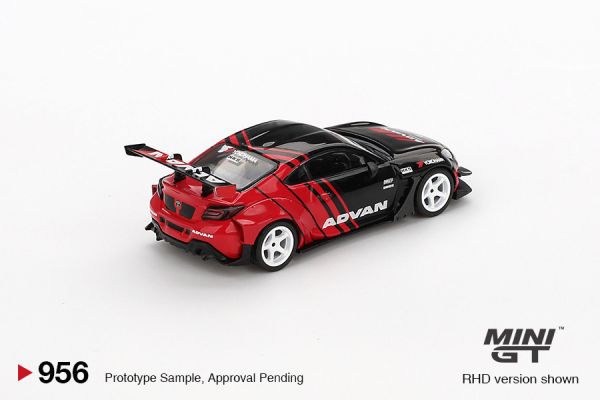 Toyota GR86 HKS TYPE R ADVAN 2022 Tokyo Auto Salon -1:64 - Mini GT