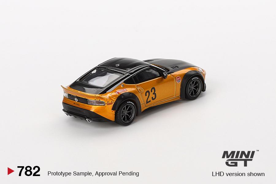 Nissan Z LB NATION WORKS LB Gold -1:64 - Mini GT