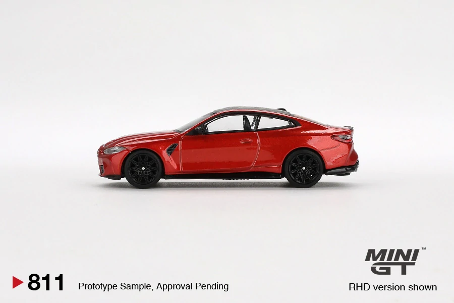 BMW M4 Competition (G82) Sakhir Orange 2024 - 1:64 - Mini GT