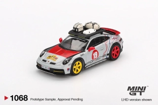 Porsche 911 Dakar "Uncle Rally" - BLISTR - MiniGT