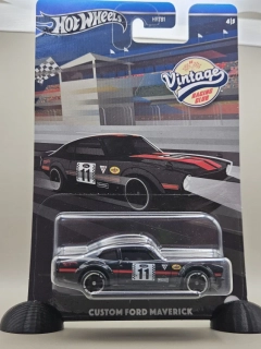 HotWheels - Ford Maverick Custom - Vintage Racing Club